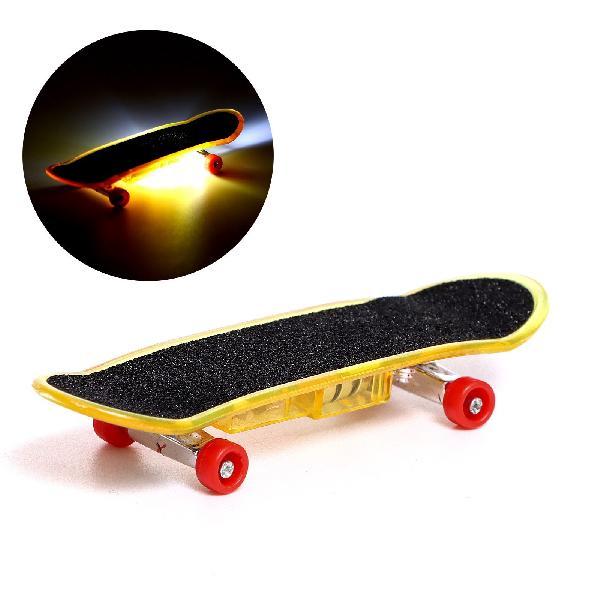 Пальчиковый скейт "Тони", со световыми эффектами, микс    5479108