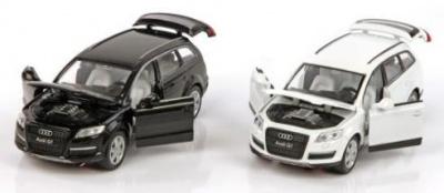 Машина мет. Audi Q7, свет,звук,открыв.двери,капот,багажник,цвет в ассортим.1:32