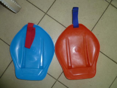 Санки-ледянки с ручкой-ремнем 